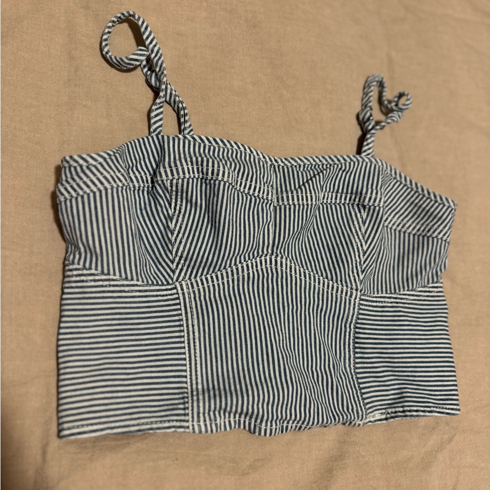 Country crop top